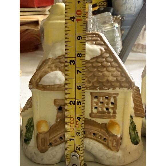 VTG Christmas Village Houses & Tree Approx 4.5”ea W Holes 4 Lights - Picture 10 of 13